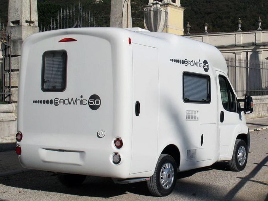  Wingamm Brownie 5.0 2010 года  (фото 2 из 3)